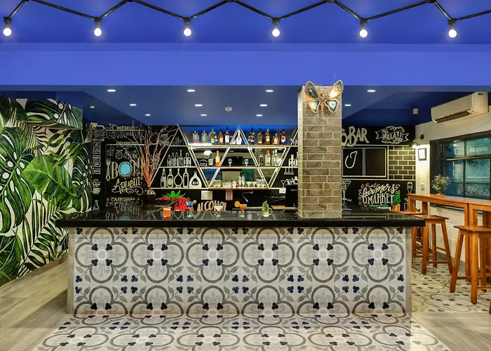 Jasminn Hotel
